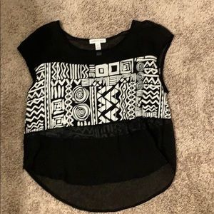 Patterned black and white top